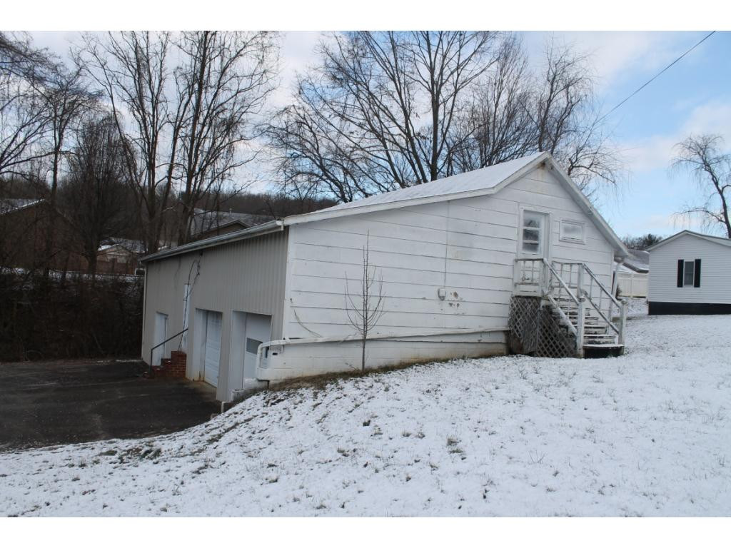 391 North Rufe Taylor Road Greeneville, TN 37745 - Photo 10 of 17 Photo 10