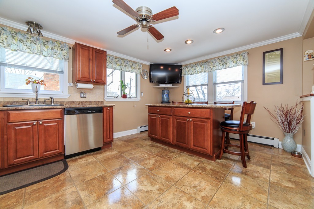 1360 Trapelo Road Waltham, MA 02451 - Photo 8 of 29 Gallery Image 8
