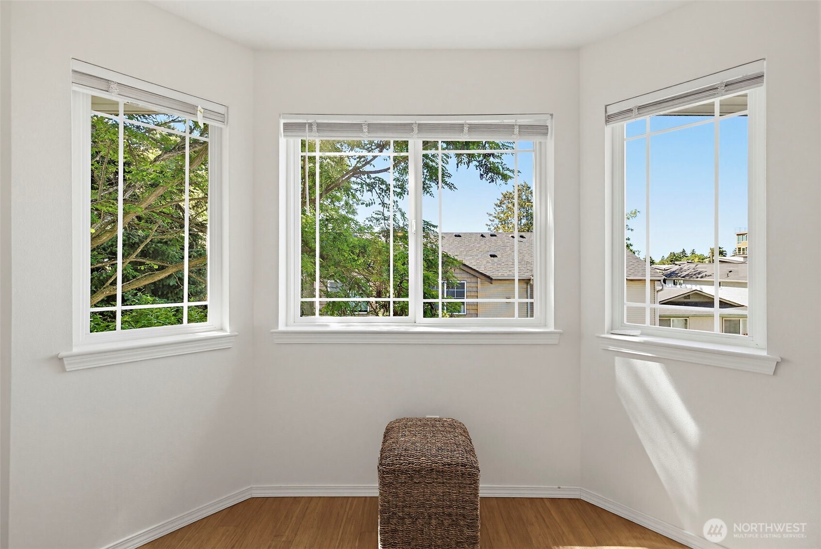 1141 North 93rd Street, Unit B Seattle, WA 98103 - Photo 20 of 30