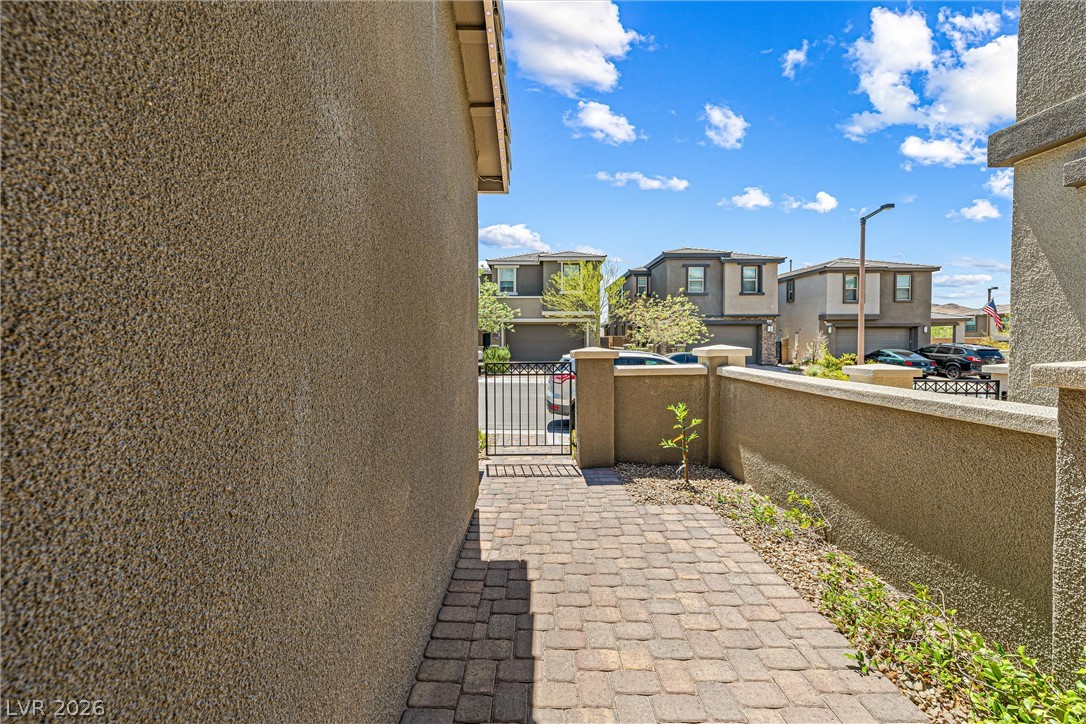 12537 Lylan Ridge Street Las Vegas, NV 89138 - Photo 4 of 40