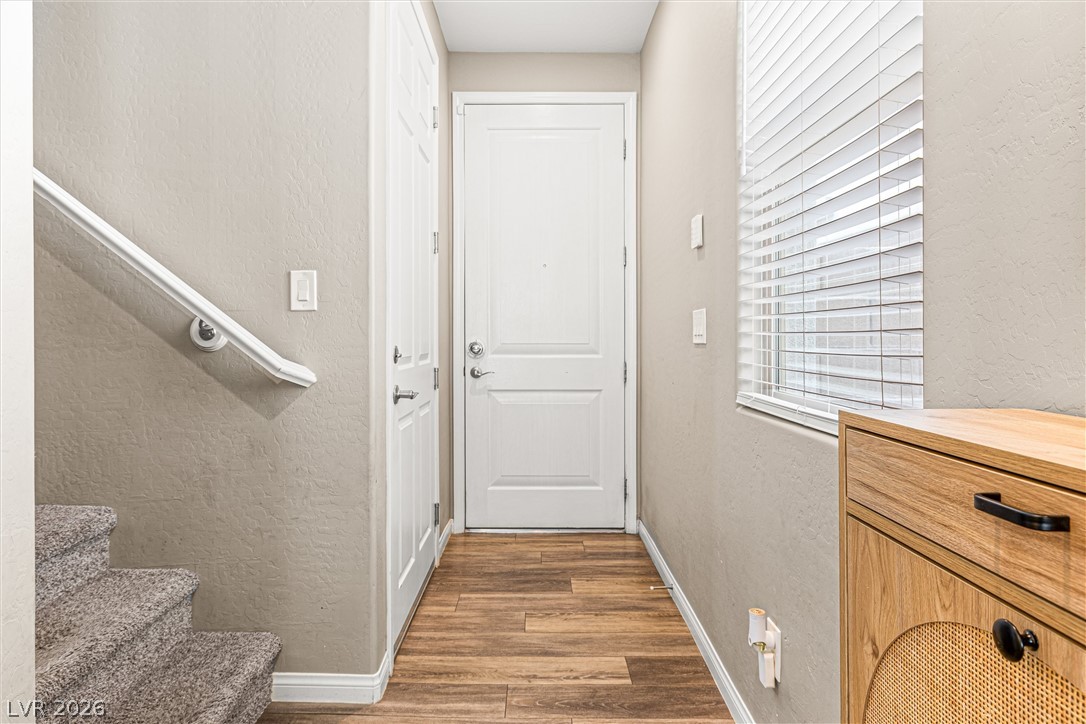 12537 Lylan Ridge Street Las Vegas, NV 89138 - Photo 5 of 40