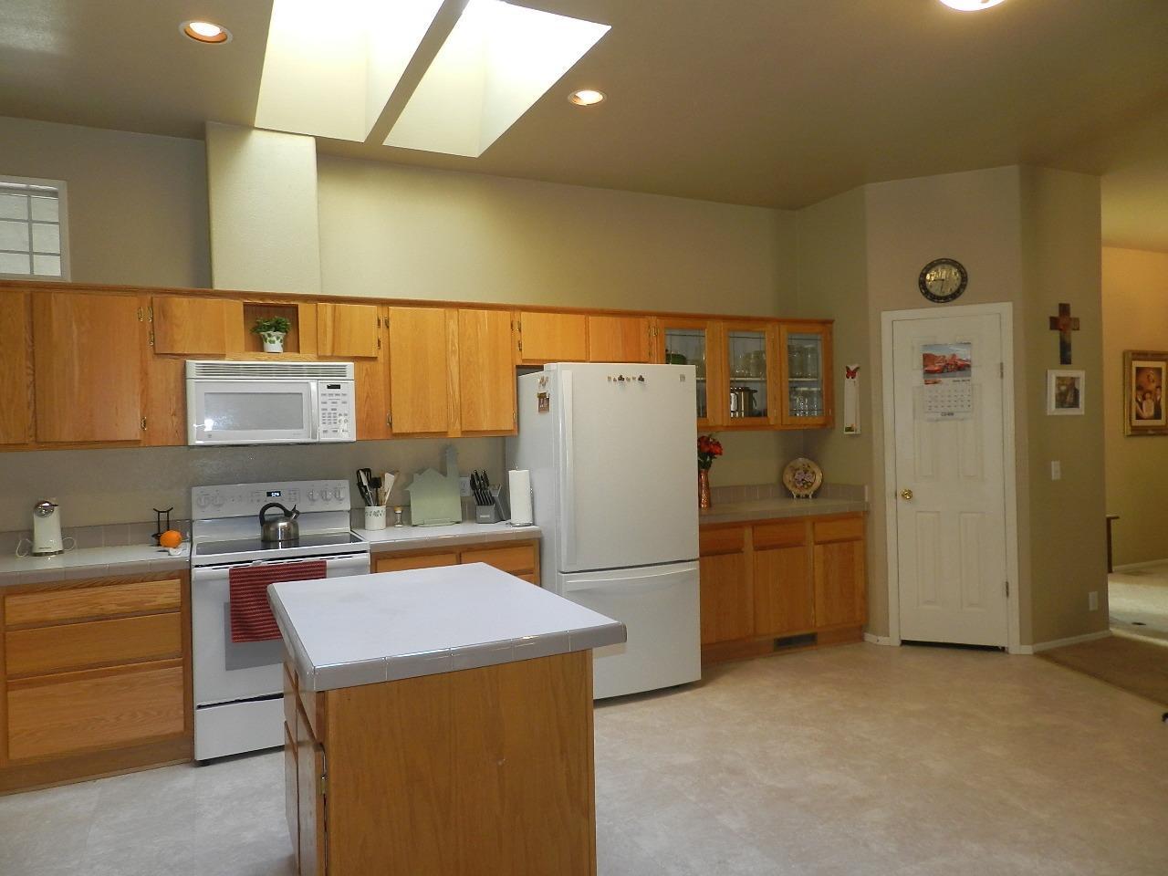 3590 North River Road Gold Hill, OR 97525 - Photo 10 of 35 Additional Photo