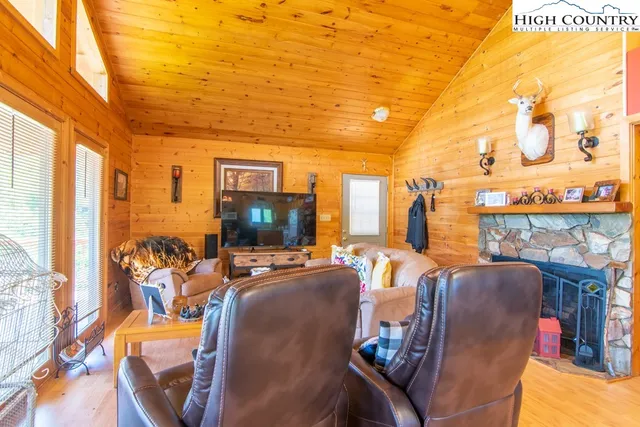 $320,000 | 40 Yuri Lane, Piney Creek, NC 28663