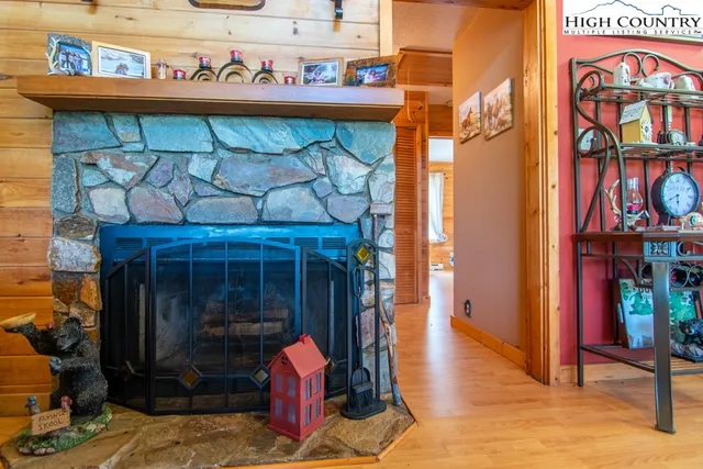 $320,000 | 40 Yuri Lane, Piney Creek, NC 28663