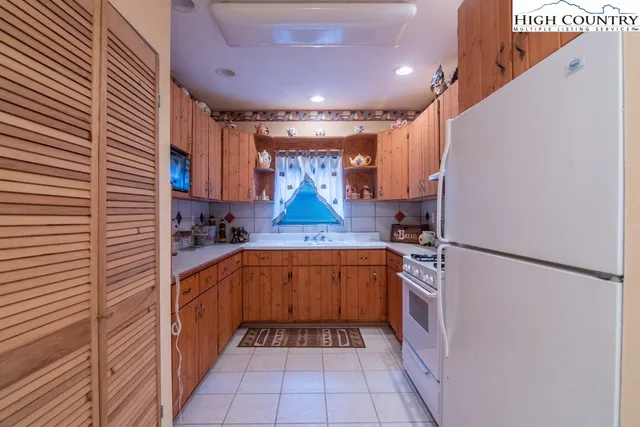 $320,000 | 40 Yuri Lane, Piney Creek, NC 28663