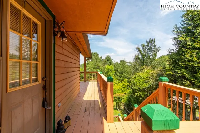 $320,000 | 40 Yuri Lane, Piney Creek, NC 28663