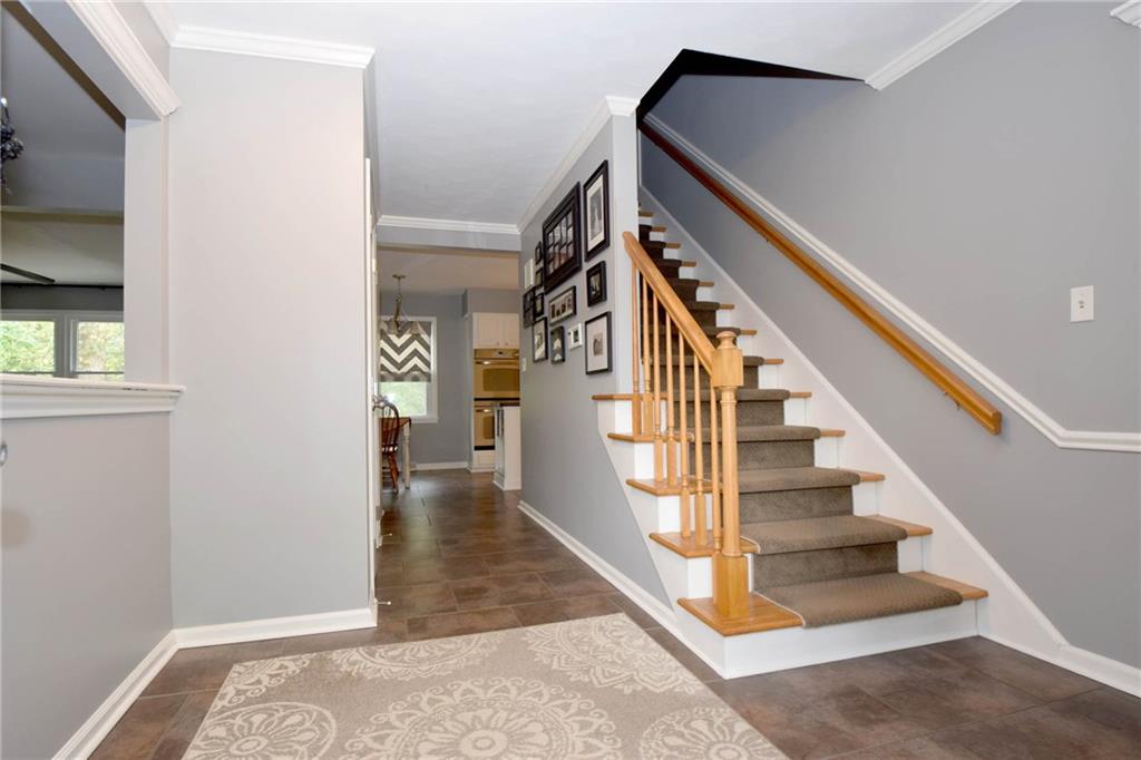 6628 Finchley Road Indianapolis, IN 46250 - Photo 2 of 34 Gallery Image 2