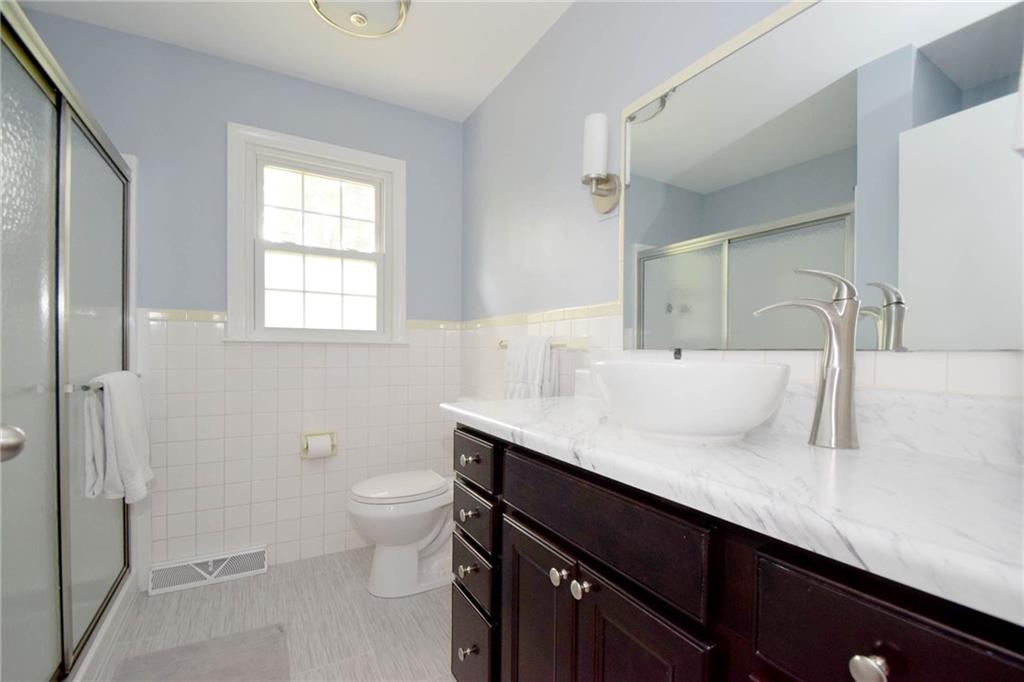6628 Finchley Road Indianapolis, IN 46250 - Photo 17 of 34 Gallery Image 17