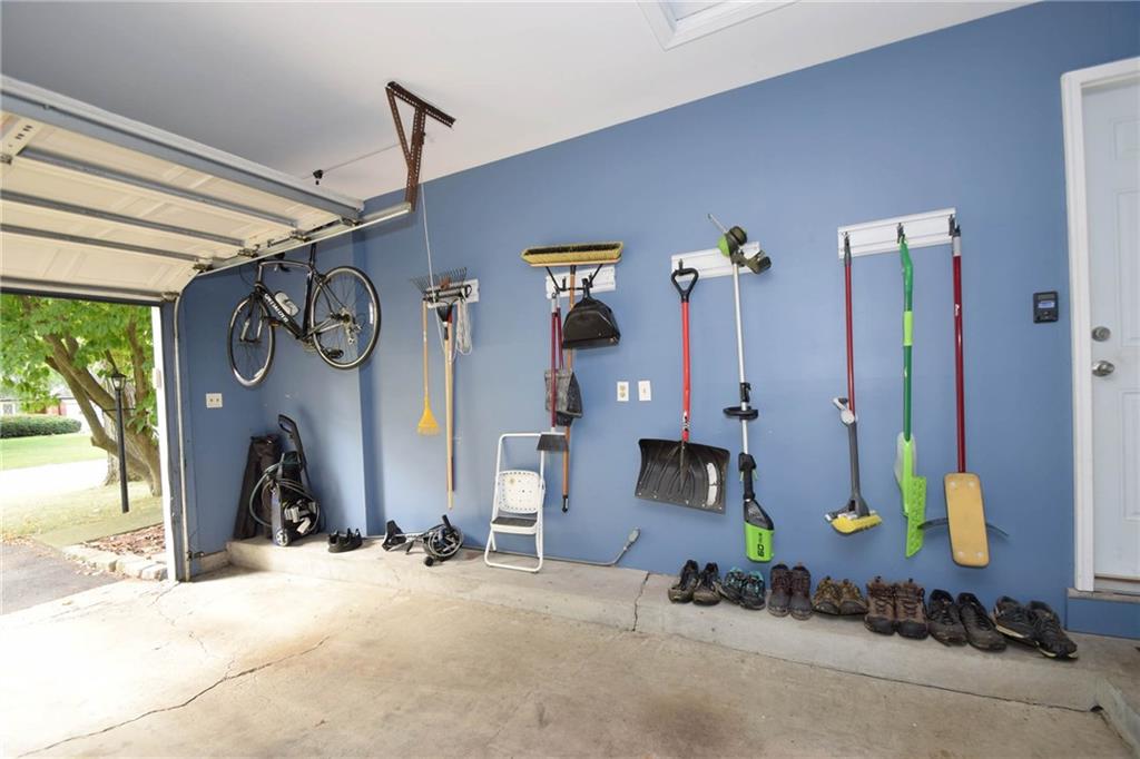 6628 Finchley Road Indianapolis, IN 46250 - Photo 33 of 34 Gallery Image 33