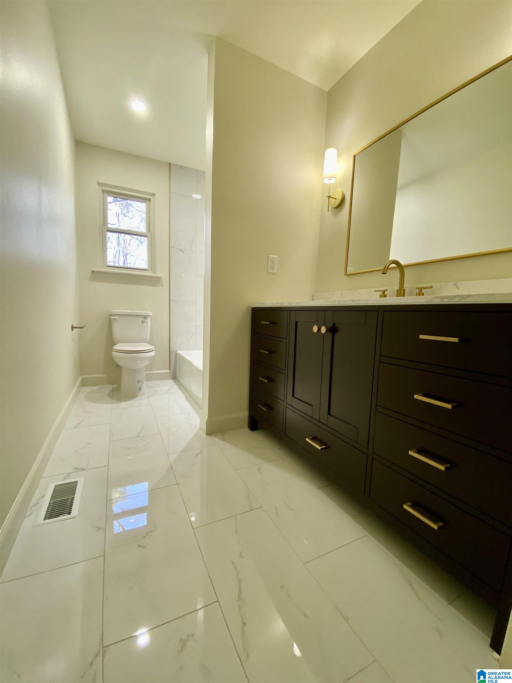 4143 Riverbrook Road Birmingham, AL 35210 - Photo 13 of 29