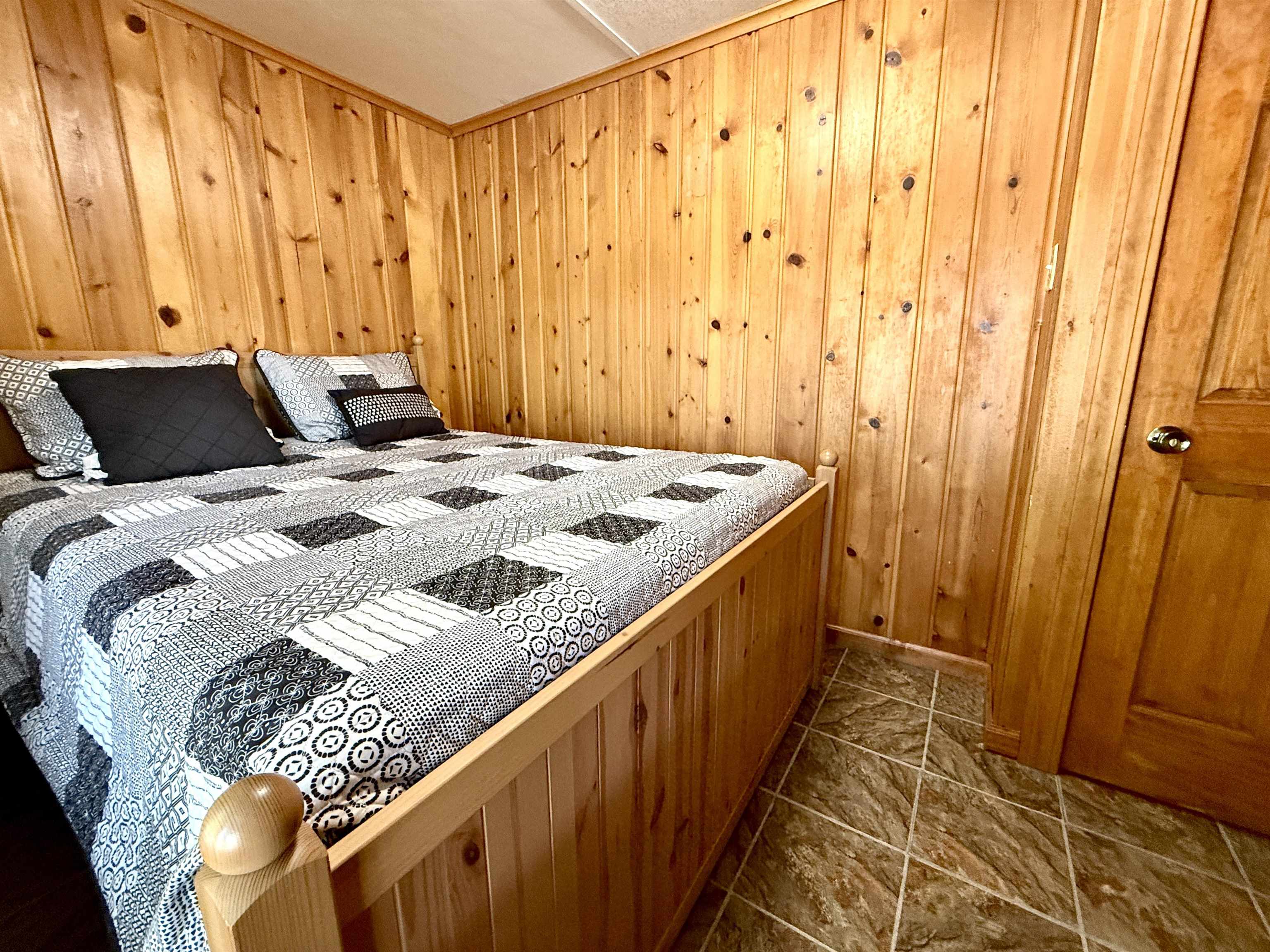 1548 Pioneer Road Alger, MI 48610 - Photo 34 of 51 Gallery Image 34