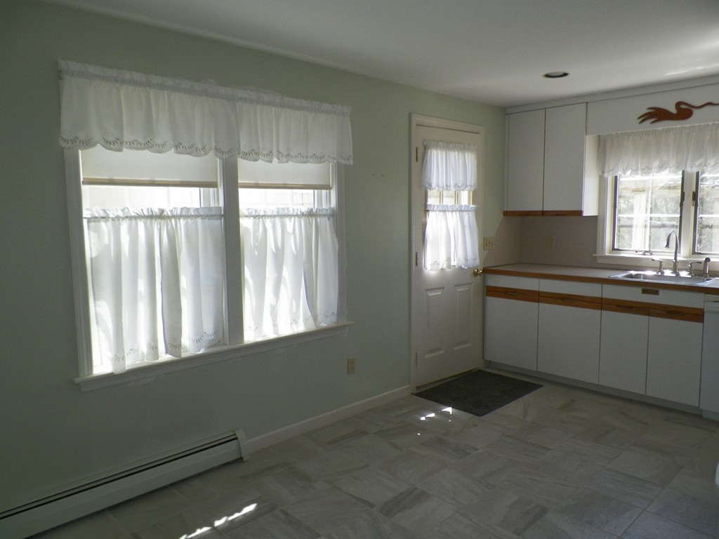 7 Homestead Road Bourne, MA 02562 - Photo 13 of 26