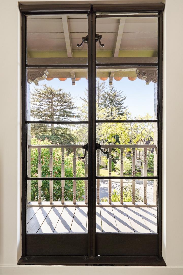 401 Parrott Drive San Mateo, CA 94402 - Photo 39 of 68 a view of a room with a large window