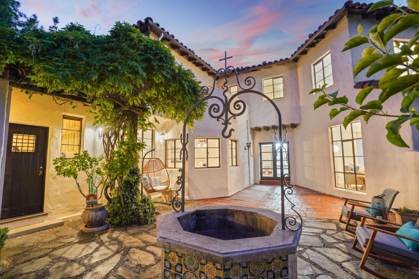 401 Parrott Drive San Mateo, CA 94402 - Photo 59 of 68 a front view of a house