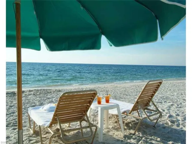 $8,900 | 4180 Crayton Road, Unit E7, Naples, FL 34103