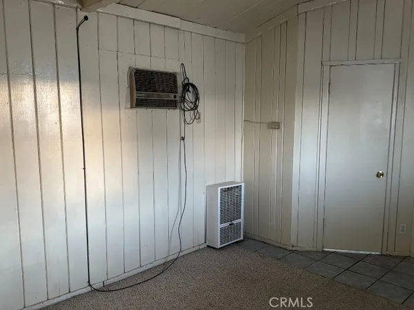 $750 | 14301 Frontage Road, Unit 14, North Edwards, CA 93523
