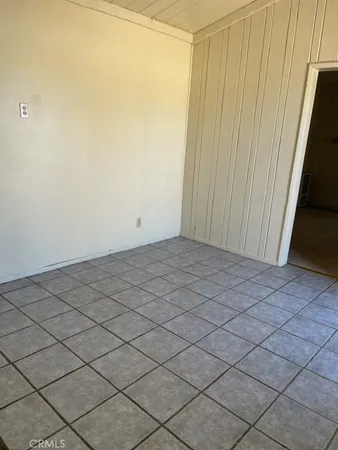 $750 | 14301 Frontage Road, Unit 14, North Edwards, CA 93523