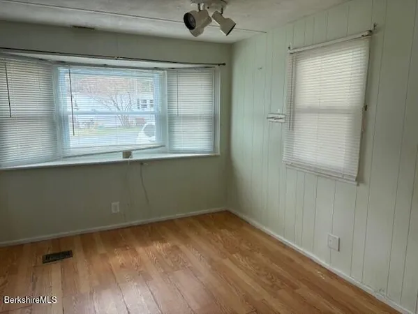 $45,000 | 16 Aztec Drive, North Adams, MA 01247