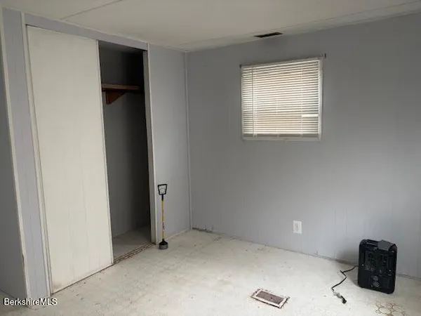 $45,000 | 16 Aztec Drive, North Adams, MA 01247