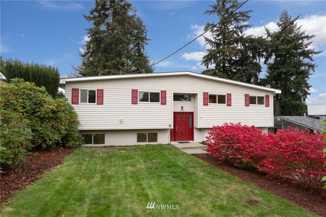 1341 East Maple Street Kent, WA 98030 - Photo 1 of 23 Gallery Image 1