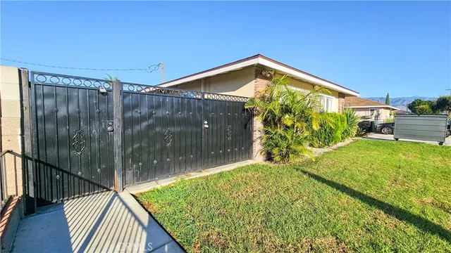 $2,700 | 617 North Orange Avenue, Unit B, West Covina, CA 91790