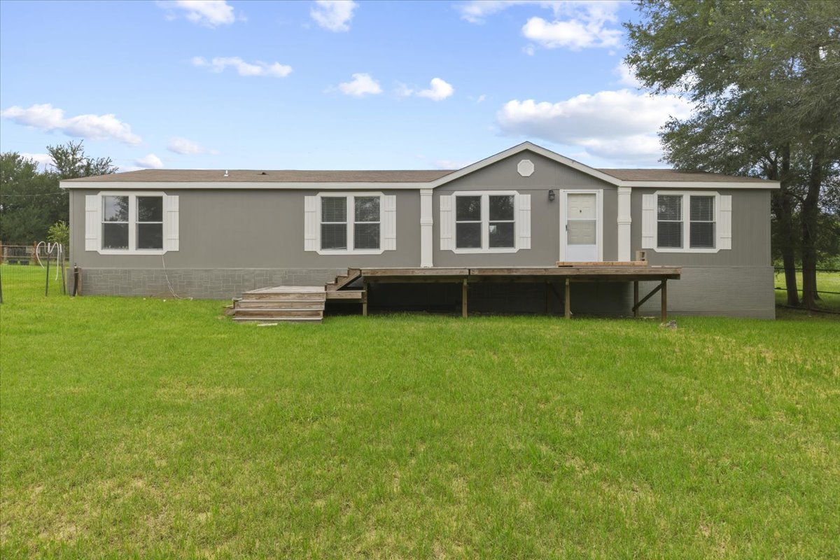 4140 County Road 467 Elgin, TX 78621 - Photo 30 of 40 Guest Home (3063 CR 484)
3 Bed/2 Bath + Barn
2,048 Sq. Ft.