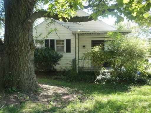 903 Burroughs Road Alcoa, TN 37701 - Photo 1 of 1 Primary Photo