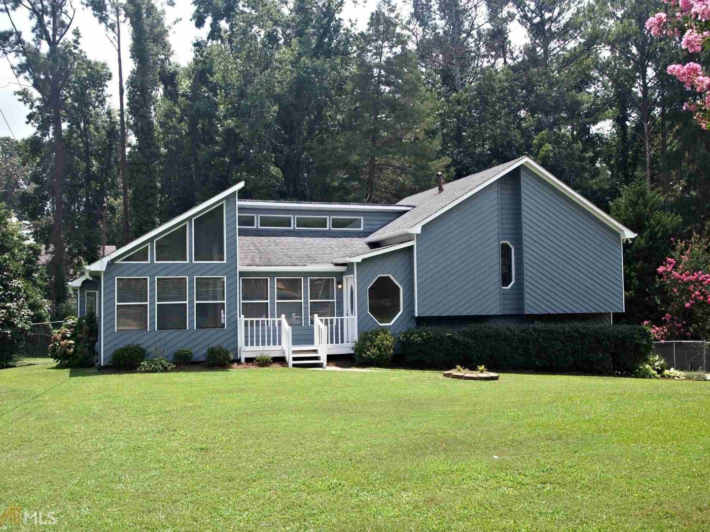 103 Partridge Ridge, Unit 4 Woodstock, GA 30188 - Photo 1 of 1 Gallery Image 1