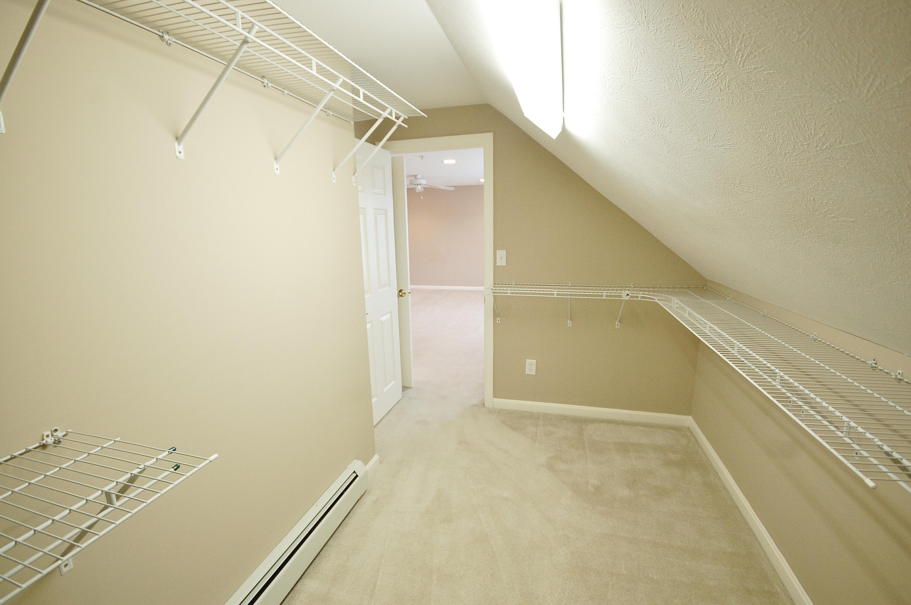 26 Ridgefield Drive, Unit 18 Gorham, ME 04038 - Photo 24 of 46 26 Ridgefield