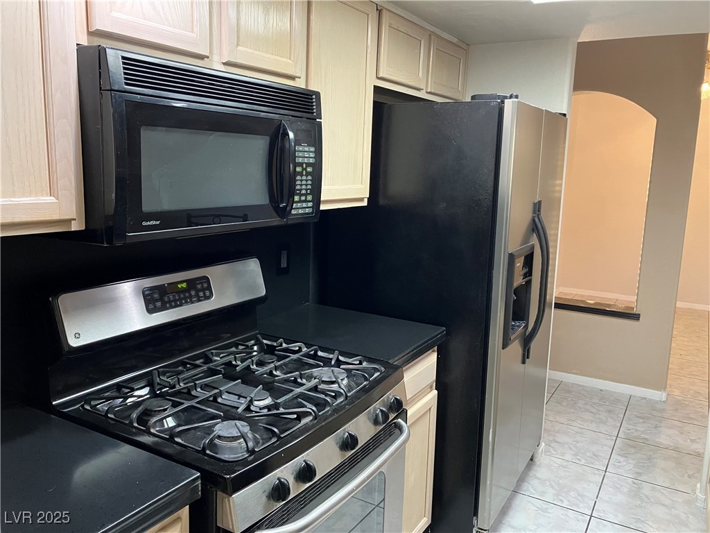 2975 Bluegrass Lane, Unit 521 Henderson, NV 89074 - Photo 13 of 35