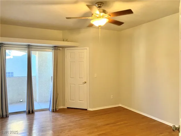 $279,000 | 2975 Bluegrass Lane, Unit 521, Henderson, NV 89074