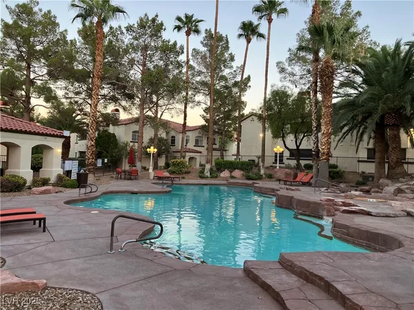 $279,000 | 2975 Bluegrass Lane, Unit 521, Henderson, NV 89074