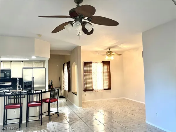 $279,000 | 2975 Bluegrass Lane, Unit 521, Henderson, NV 89074