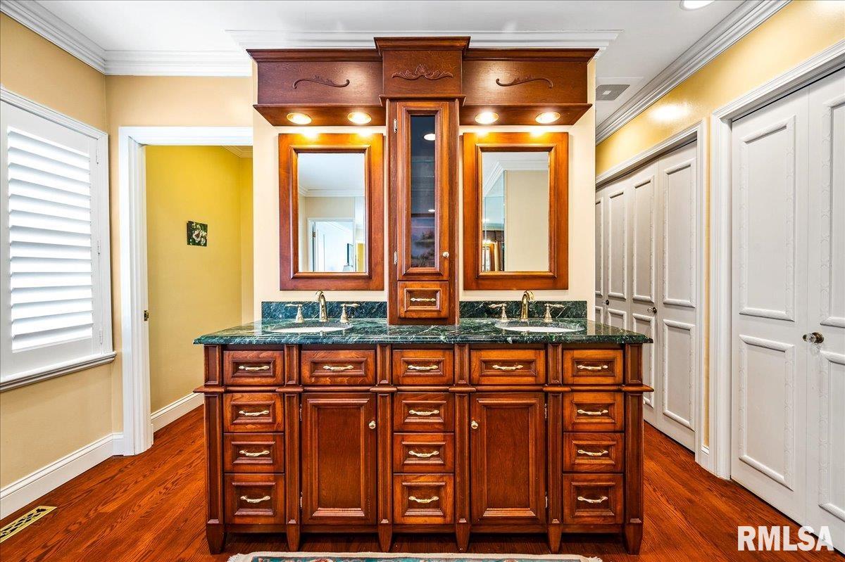 570 East High Point Road Peoria, IL 61614 - Photo 32 of 64 Gallery Image 32