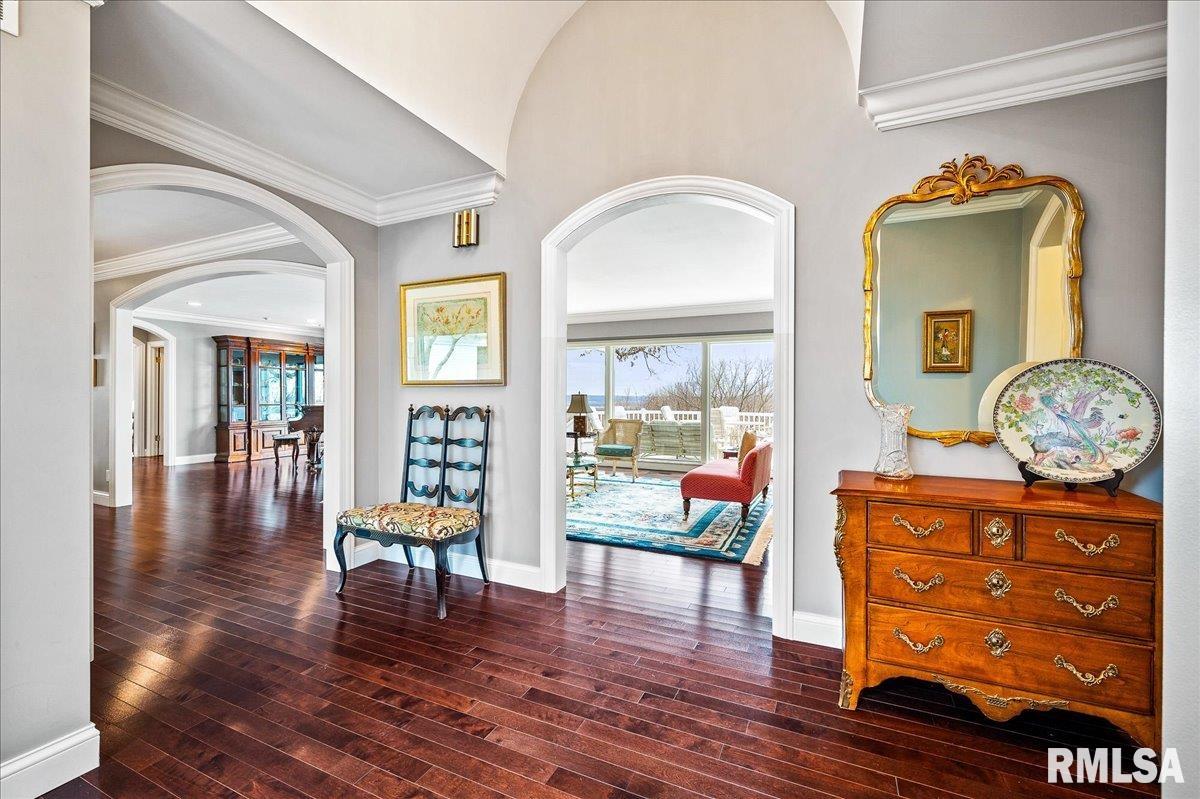570 East High Point Road Peoria, IL 61614 - Photo 7 of 64 Gallery Image 7
