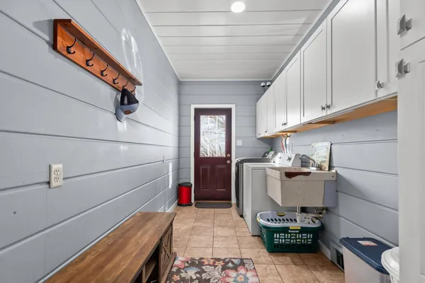 $649,000 | 2284 Waukau Road, Omro, WI 54963