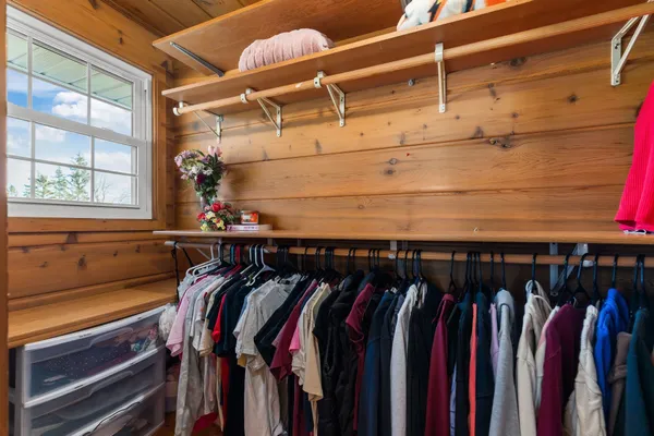 $649,000 | 2284 Waukau Road, Omro, WI 54963