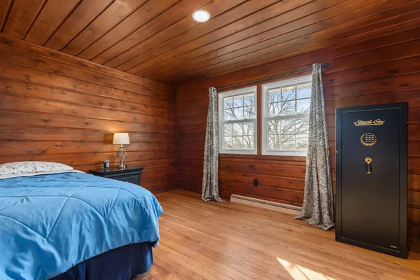 $649,000 | 2284 Waukau Road, Omro, WI 54963