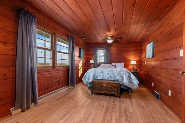 $649,000 | 2284 Waukau Road, Omro, WI 54963