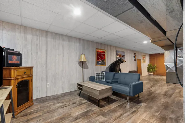 $649,000 | 2284 Waukau Road, Omro, WI 54963