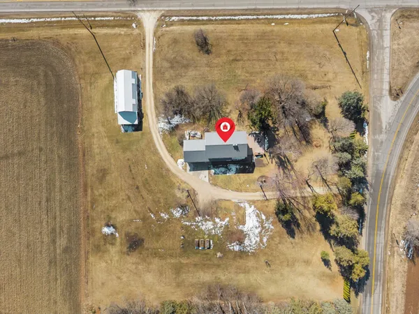 $649,000 | 2284 Waukau Road, Omro, WI 54963