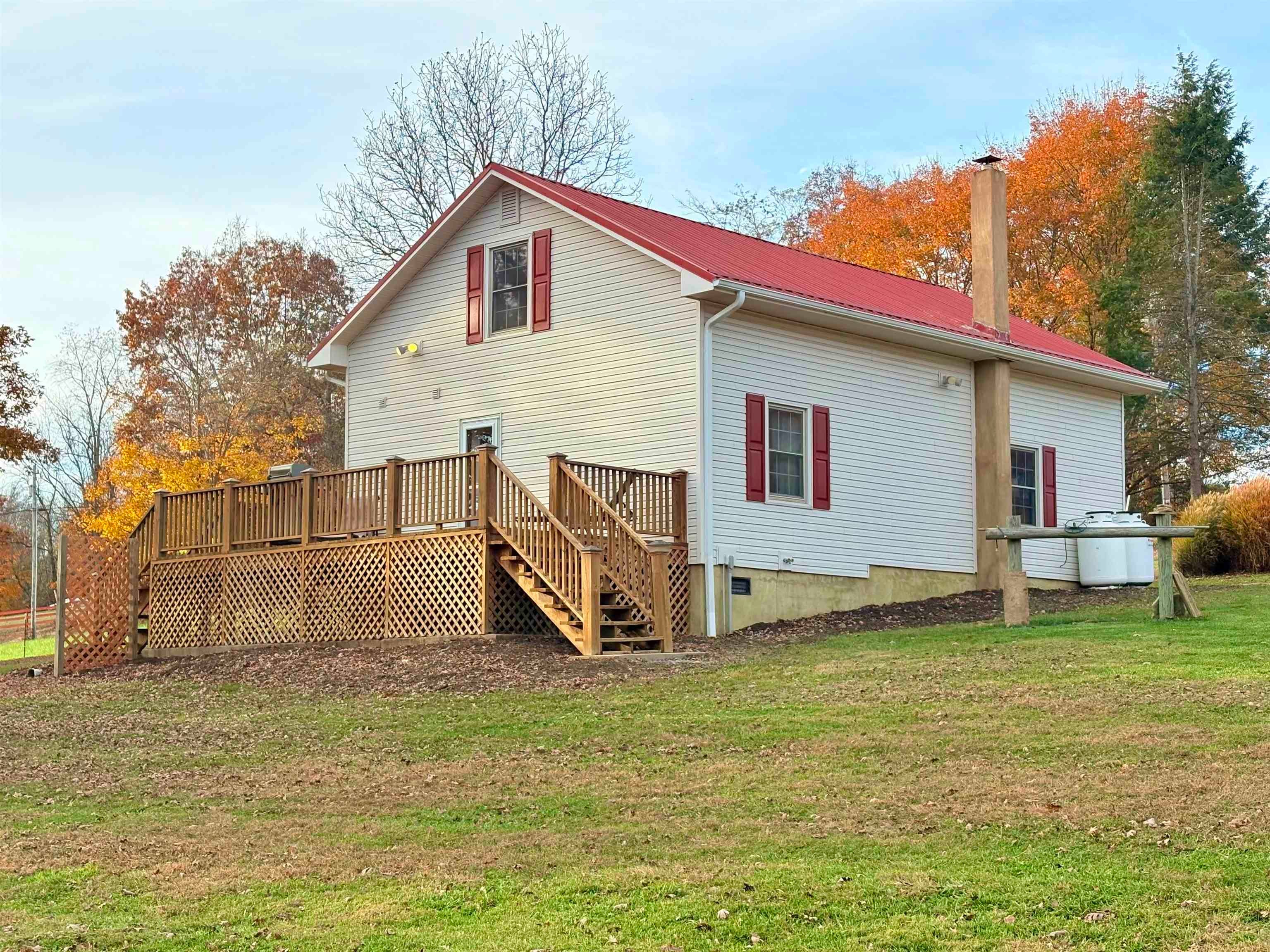 2740 Lantern Road Radford, VA 24141 - Photo 4 of 113 Gallery Image 4