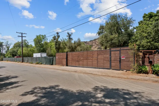 $3,200,000 | 0 Vac Vlc Tuxford Street, Sun Valley, CA 91352