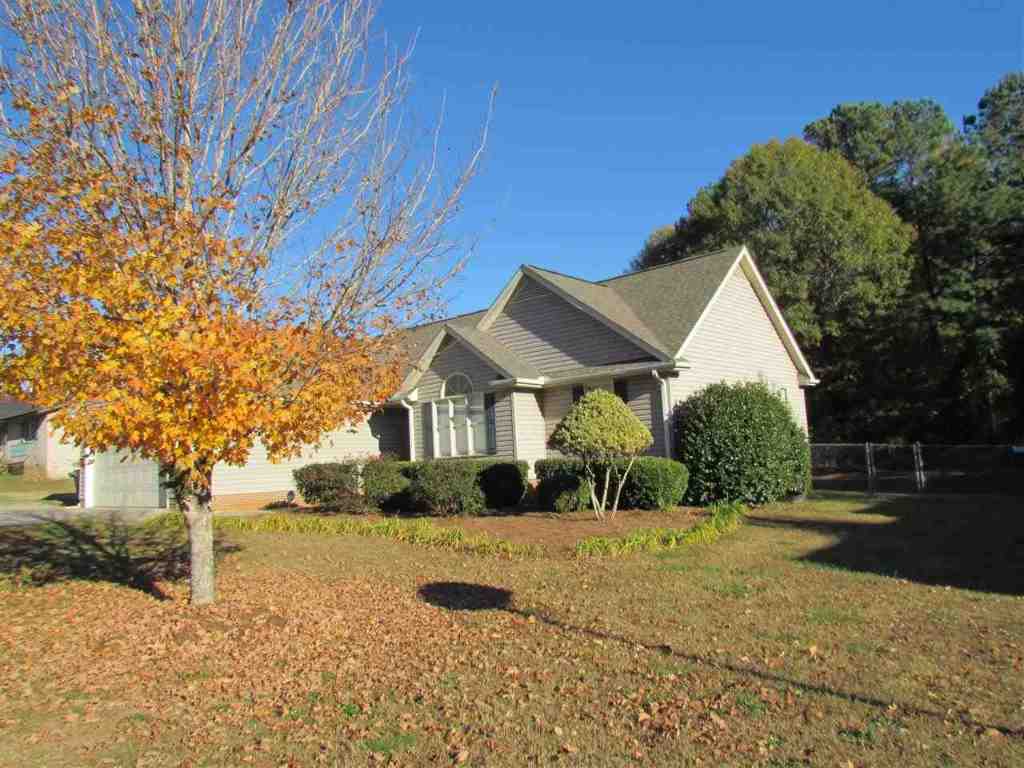 1420 East Calhoun Street Anderson, SC 29621 - Photo 3 of 31 Gallery Image 3
