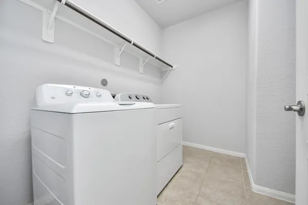 $2,100 | 24615 Ballad Drive, Katy, TX 77493