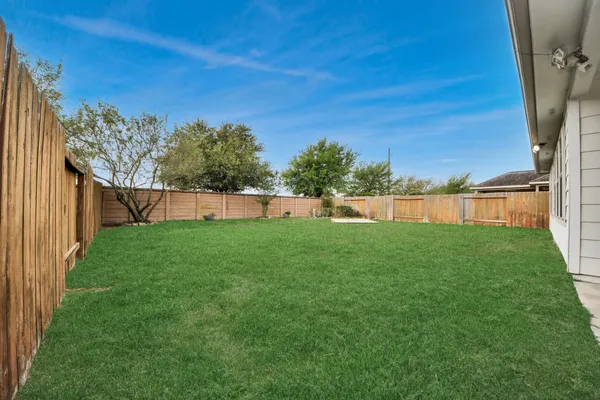 $2,100 | 24615 Ballad Drive, Katy, TX 77493