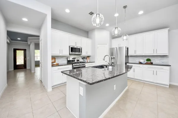 $2,100 | 24615 Ballad Drive, Katy, TX 77493