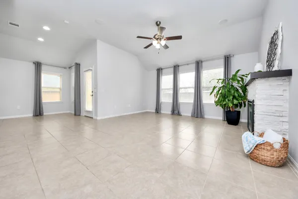 $2,100 | 24615 Ballad Drive, Katy, TX 77493