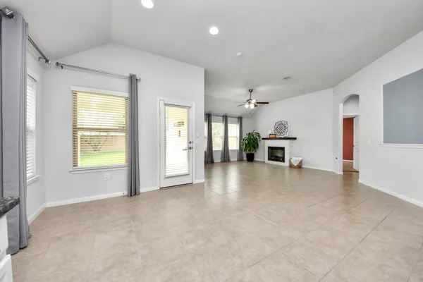 $2,100 | 24615 Ballad Drive, Katy, TX 77493