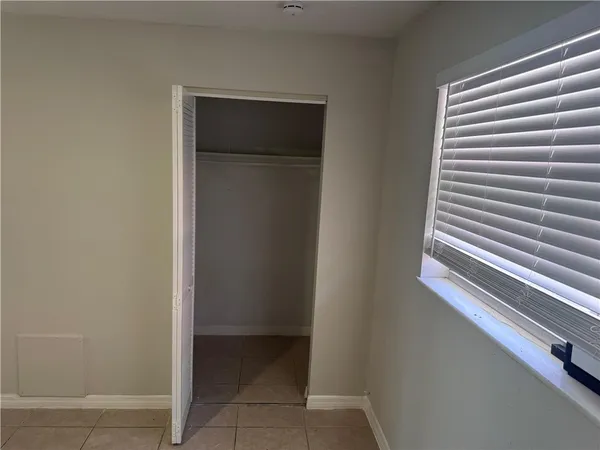 $1,400 | 1885 40th Avenue, Unit 4, Vero Beach, FL 32960